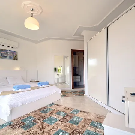 Beyaz Kalkan